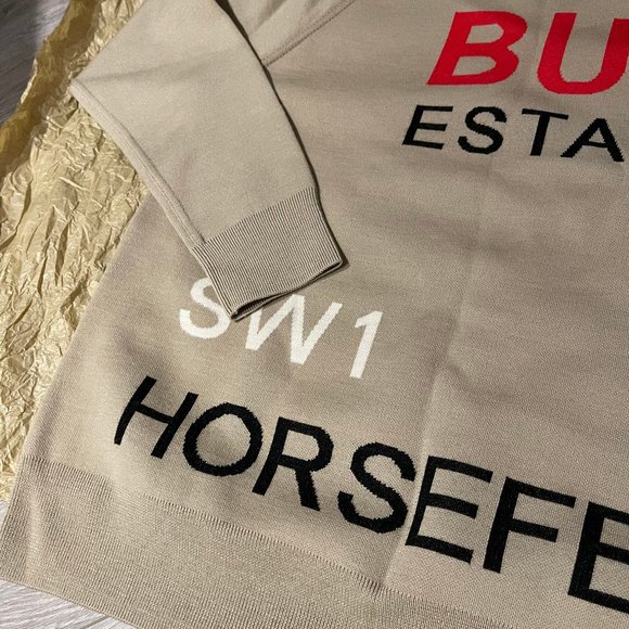 BURBERRY Horseferry jumper- SOLD - Picture 4 of 6
